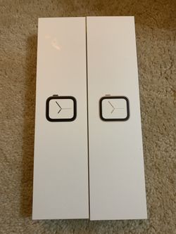 2 Apple Watch series 4