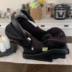 Eddie Bauer infant car seat