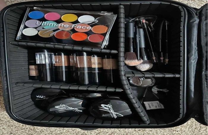 Colorful Makeup Palettes for Any Look and Event office since