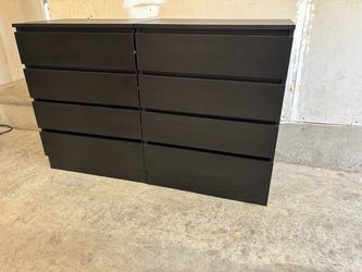 Pair of 4 black-drawer dressers
