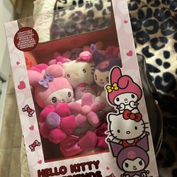 Hello Kitty Plush Bouquet 