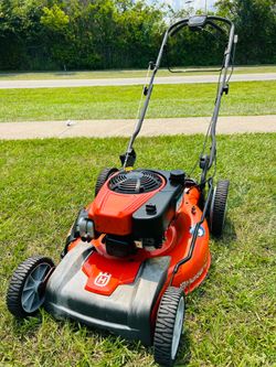 Husqvarna AWD Self Propelled lawn mower Everything works very well I can deliver