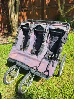 how is morocco premium dog stroller different than gen7 morocco Monaco™ Platinum Pet Stroller - available in 2 colors main image 0