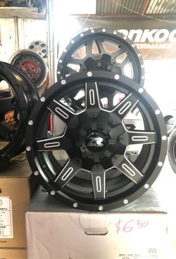 Brand new set off-roading 17x8.5 wheels 5x114.3 and 5x127