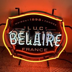 Neon Luc Belaire France Bar Sign Memorabilia 