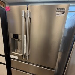Frigidaire Professional French Door Refrigerator 