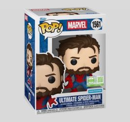 Funko Pop Ultimate Spiderman 5000 Limited Edition Ultra #1561 + Protector