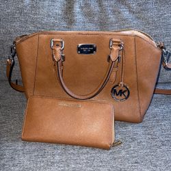 Michael Kors Tote And Clutch