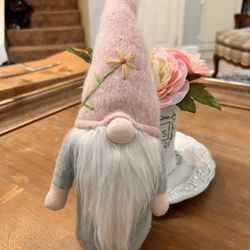 Springtime Gnome Decor