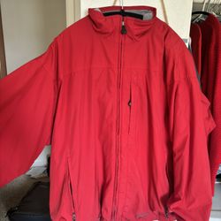 Patagonia Men's Red Zip-Up jacket