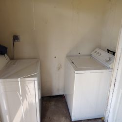 Washer & Dryer Set