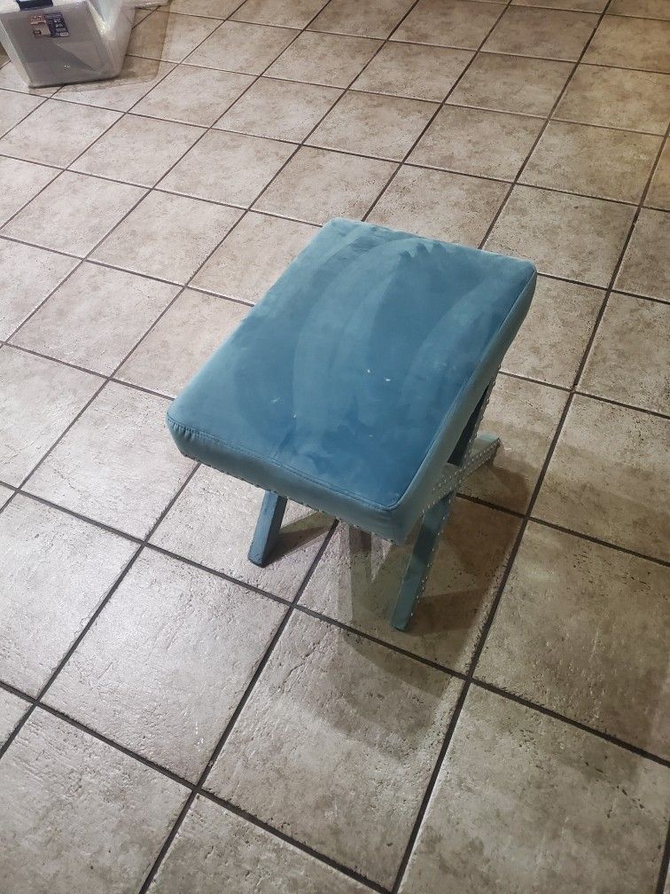 Blue Bench/ottoman