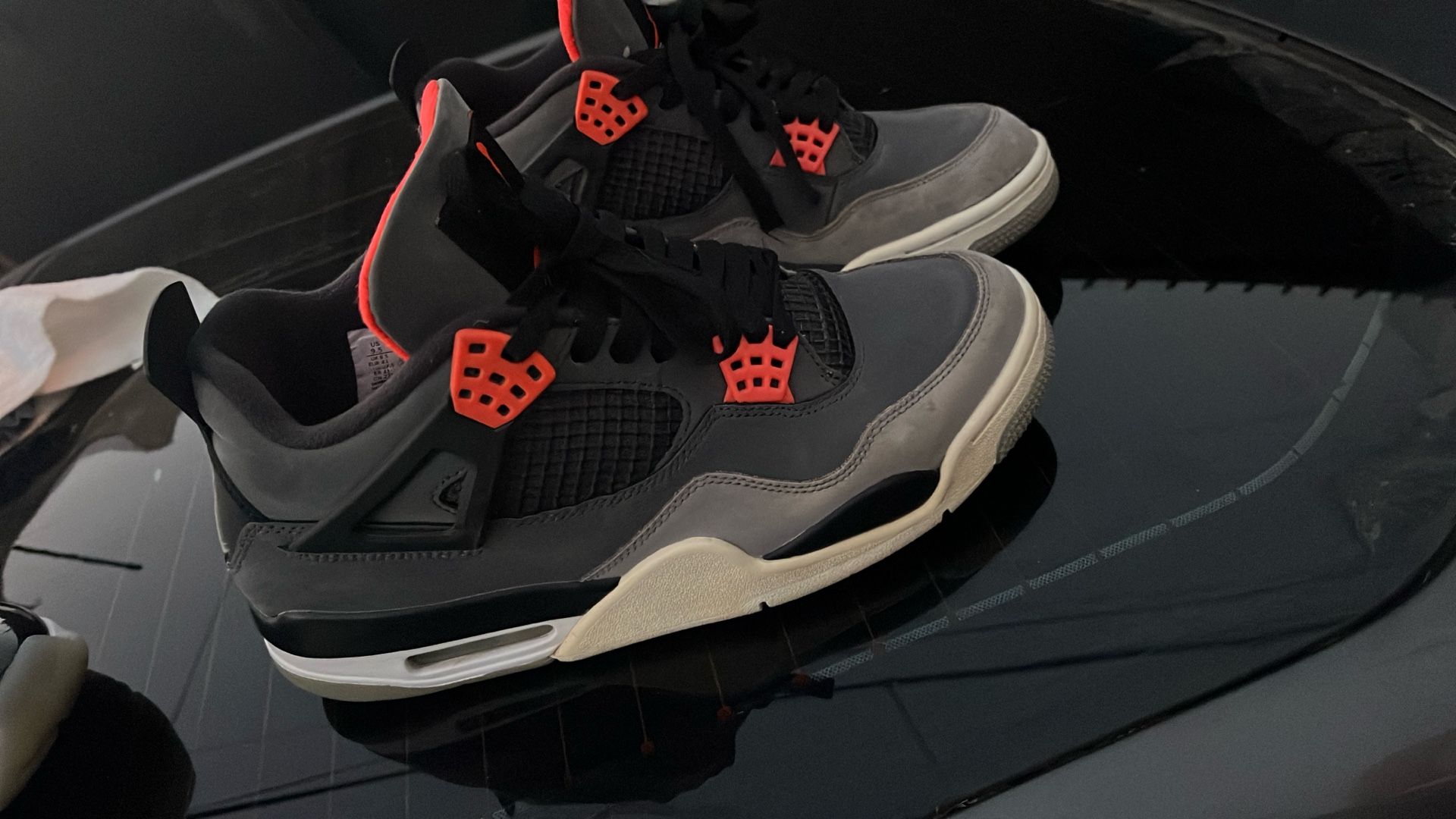 Jordan 4s