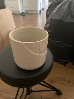 White Ceramic Planter Pot with Ribbed Detail