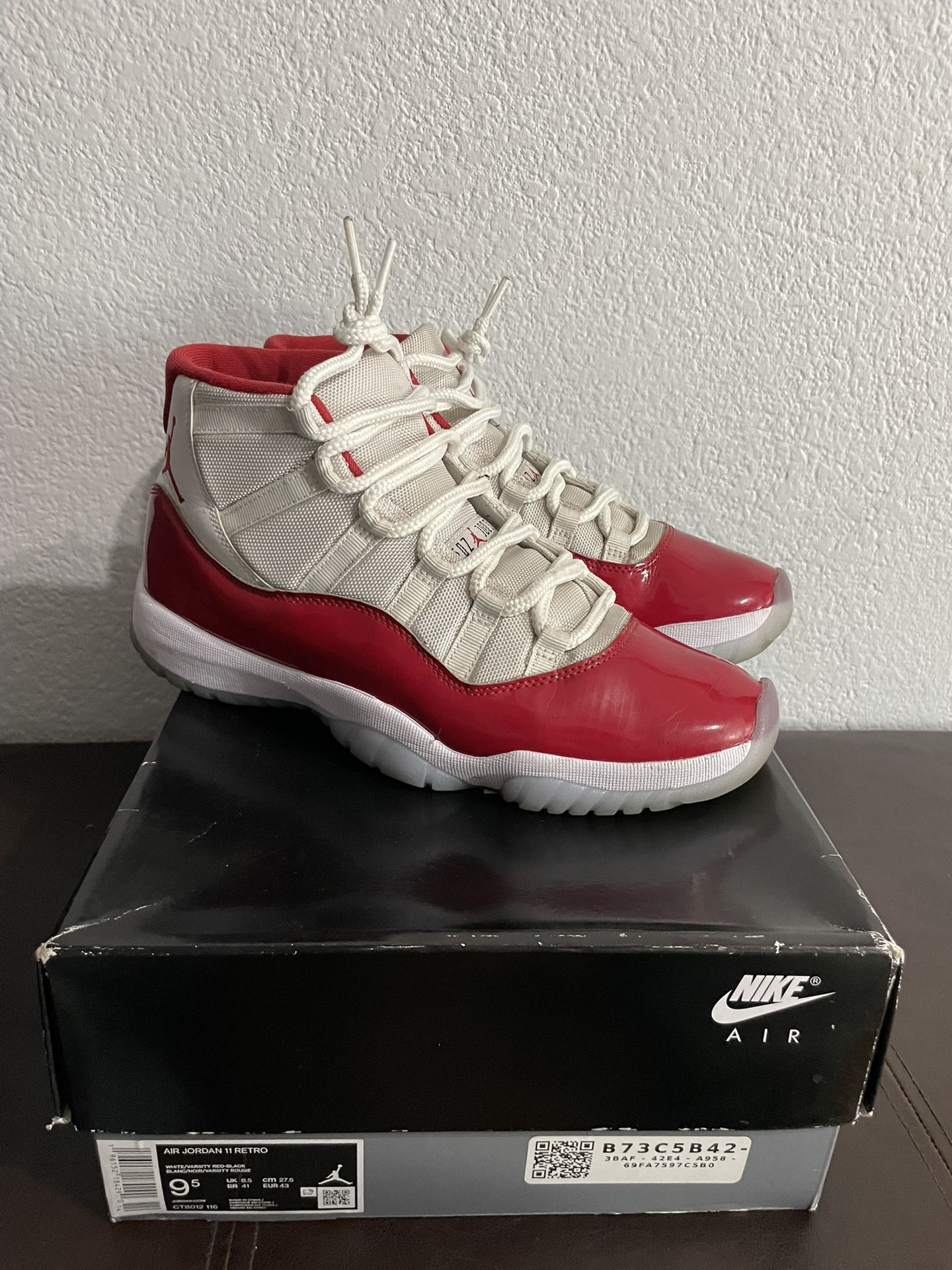 Jordan 11 Cherry Size 9.5
