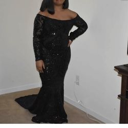 FREE! PROM DRESS OR FORMAL 