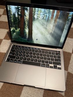 Apple MacBook Pro 13" (Intel i5 / 8GB RAM)