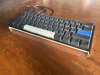 💻 Ducky One 2 Mini Mechanical Keyboard – Used, Great Condition