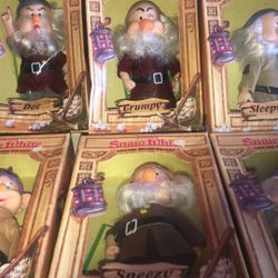 6 Disney Snow White Dwarfs Seal In Box  Vintage 