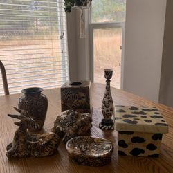 Bathroom Accessories , 