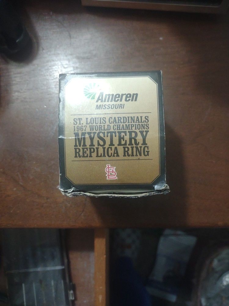 1967 Cardinal Replica World Series Ring
