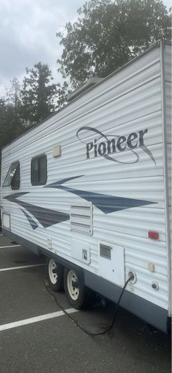 2006 pioneer trailer