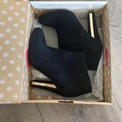Black Boots/Heels
