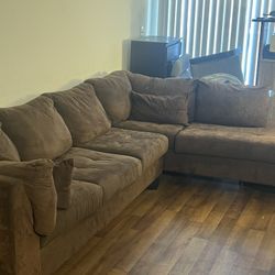 Brown L-shaped Sectional Sofa