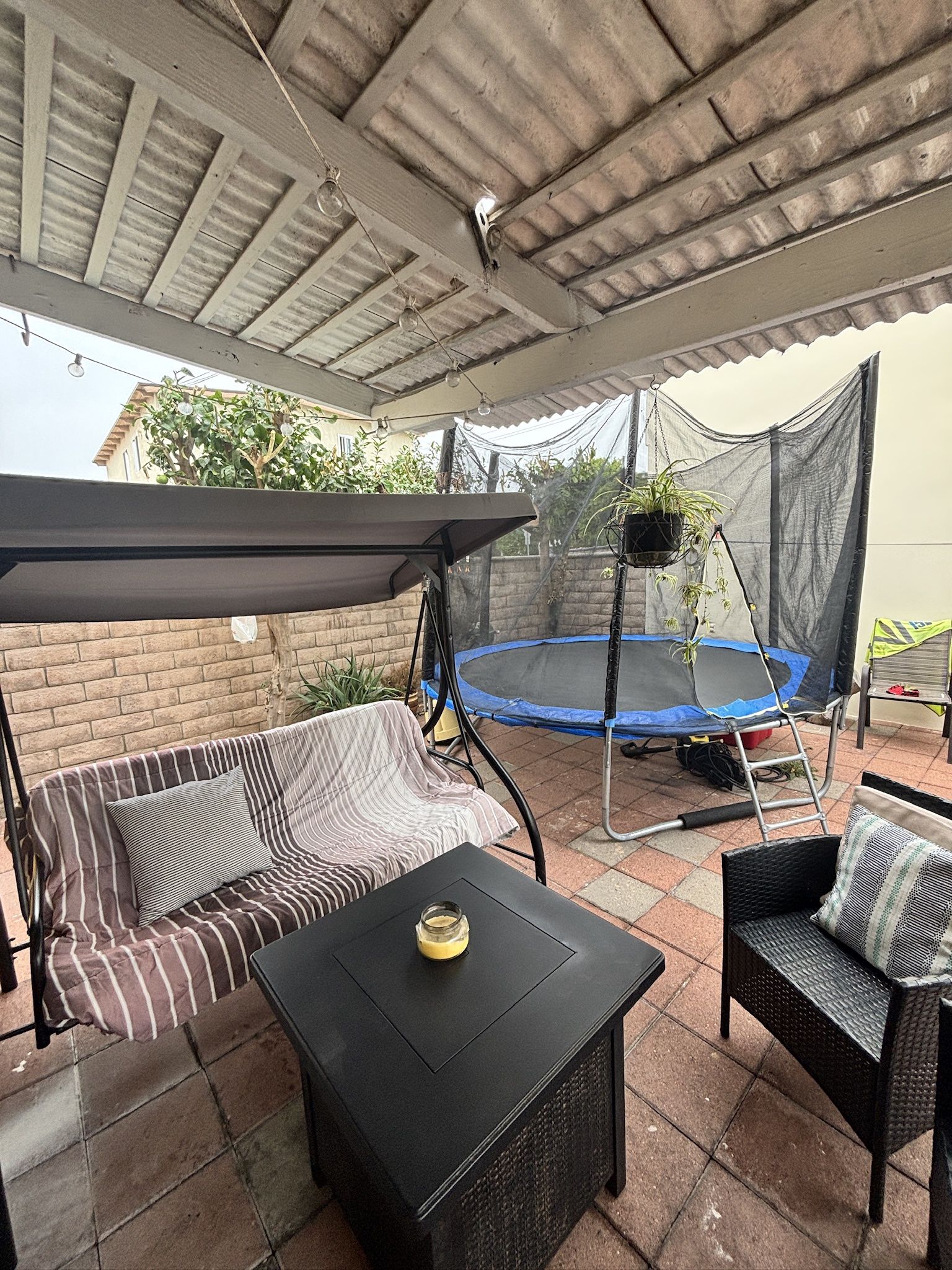 Trampoline