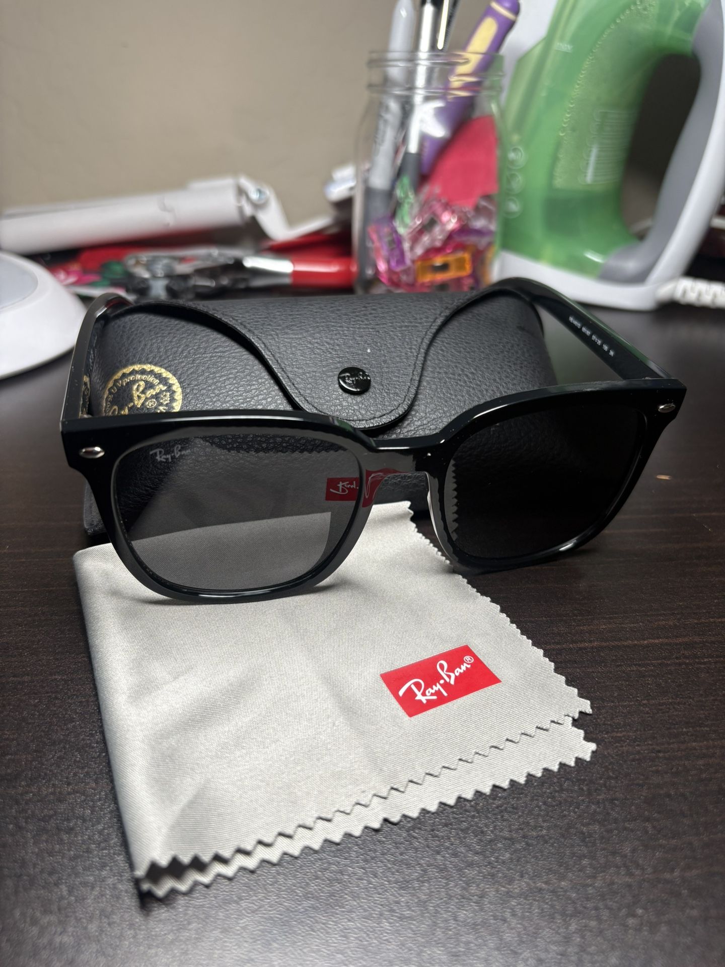 Ray Bans RB4401D