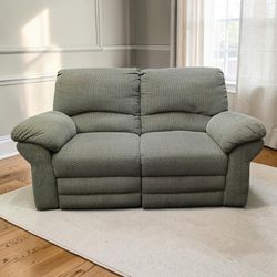 Green 💚 pickup or delivery available