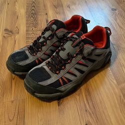 Men’s Columbia, Hiking Shoes, Size 12 Waterproof