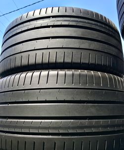 275 30 20 Pirelli 275/30R20 P ZERO PZ4 Tires 275/30/20 Tires