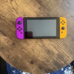 Nintendo Switch V1 Console Bundle
