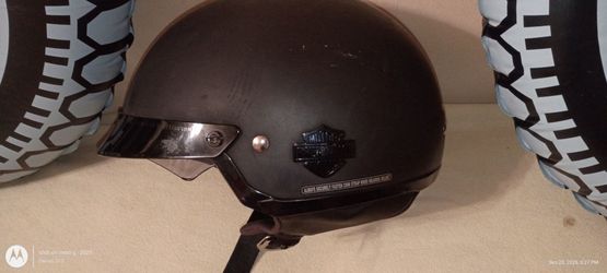 Harley Davidson HD-S1V Helmet Black In Color ,With Pull Down Visor ,67/8~7 inch
