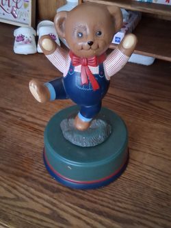 1987 Homemade Tun Around Music Box