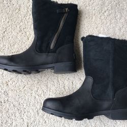 Sorel Black Emelie Fold Over Boot size 9