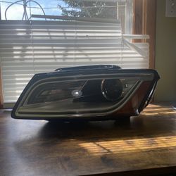 Audi Q5 Headlight Xenon Led Left Driver 2013-2016 OEM 