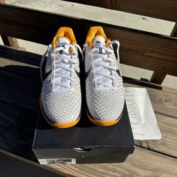 Nike Kobe 6 “Del Sol” size 9
