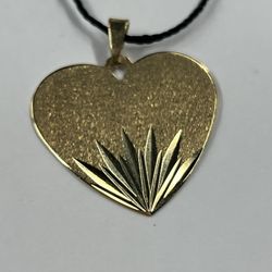 10k Gold Engrave-able Heart Pendant 