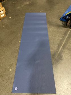 Yoga mat blue