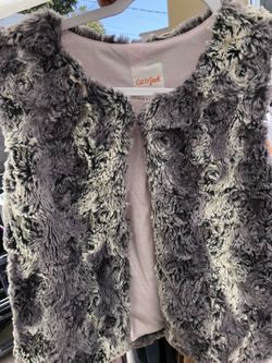 Girls furry gray vest