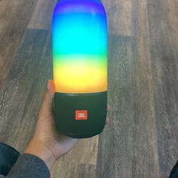 JBL Pulse 3