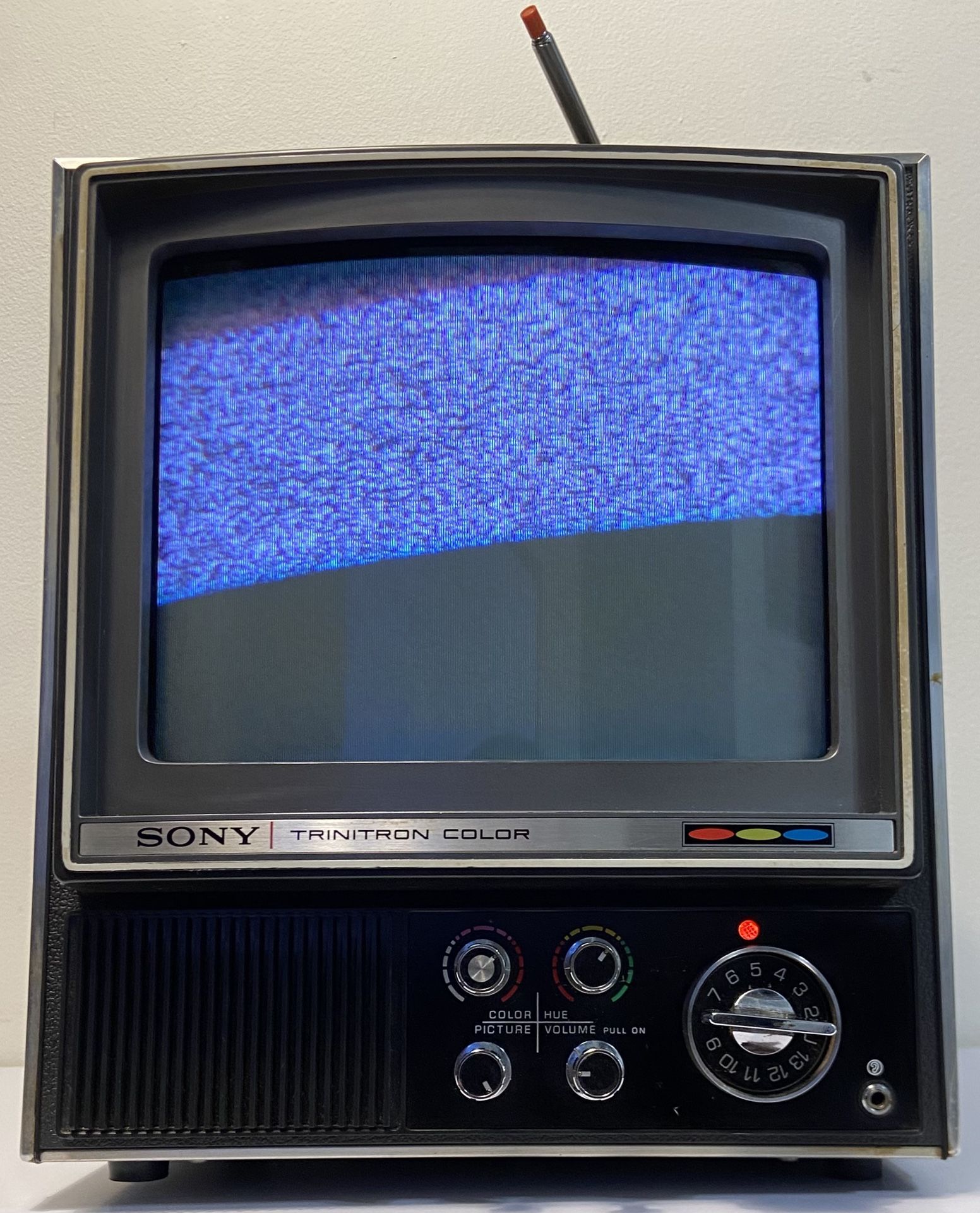 Sony Trinitron KV-9000U CRT 9” Color TV Retro Gaming (#820)