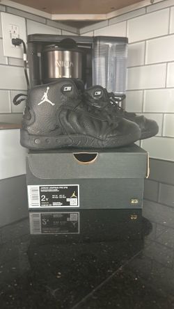 Jordan kids shoes size 2Y