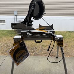 DEWALT 15 Amp Corded 12 in. Compound Single Bevel Miter Saw and Heavy-Duty Work Stand & Extra blades