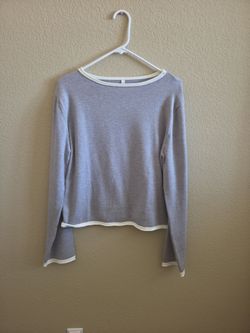 L sweater