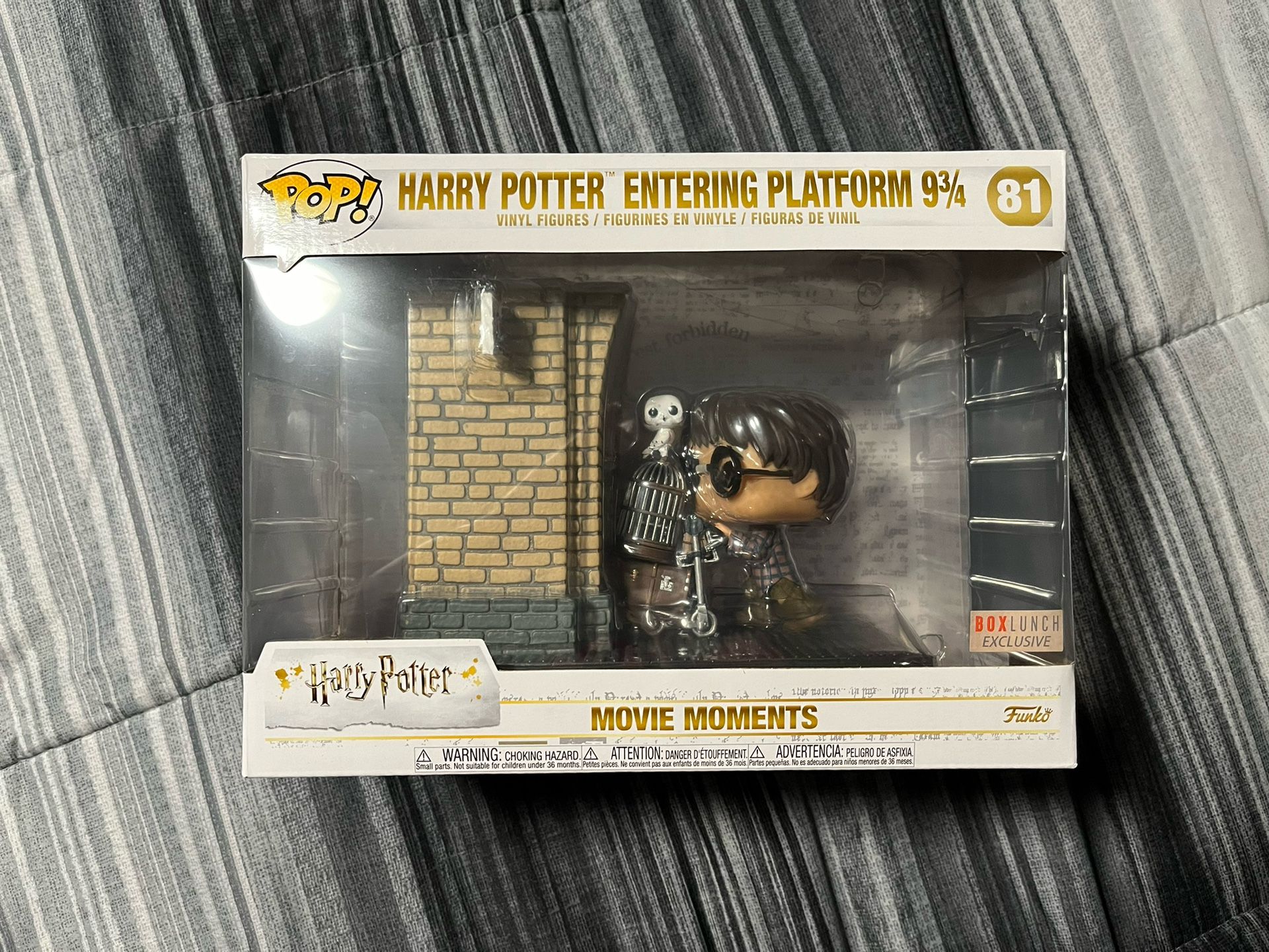 Harry Potter Funko 81 - Harry Entering Platform 9 3/4
