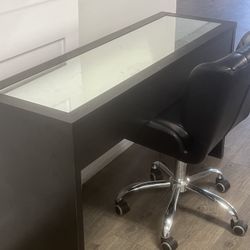 Nail Tech Table And Chair