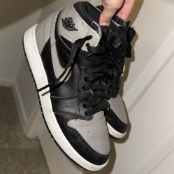 Air Jordan 1 Shadow